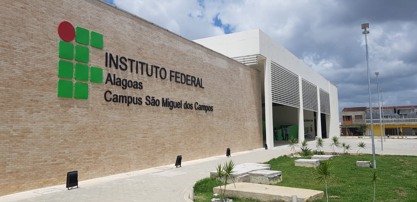 WhatsApp Image 2022-06-01 at 11.01.10 (1).jpeg